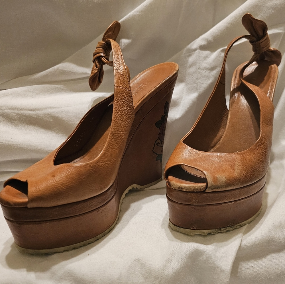Gucci Slingback Wedge Tattoo Heart